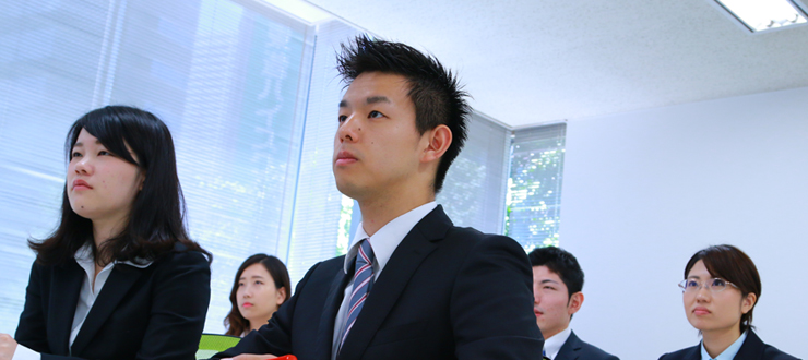 新入社員に研修を受けさせたい。